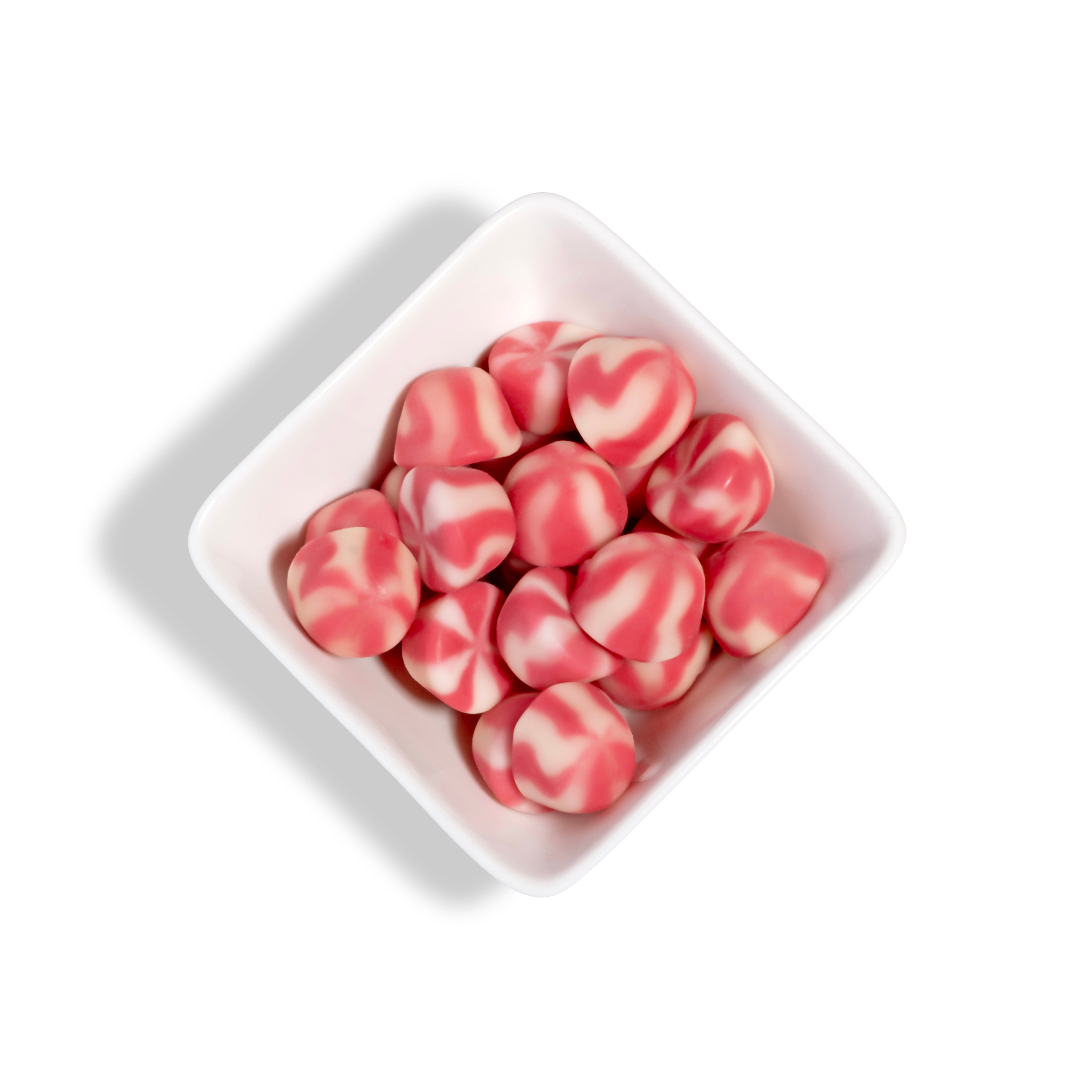 Strawberry Twist Kisses 200g